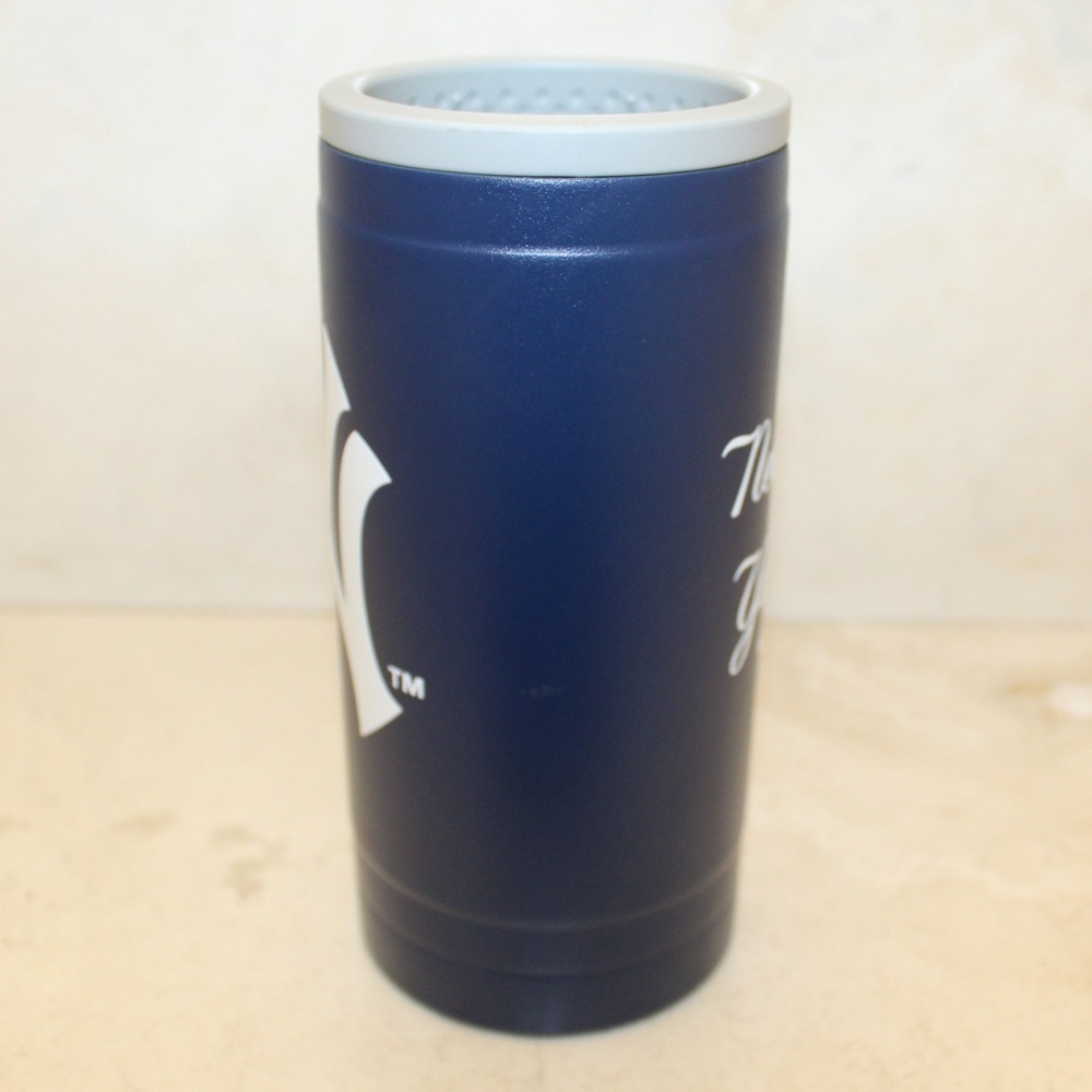 New York Yankees 12 oz. slim can coolie (NWT) - Picture 6 of 8